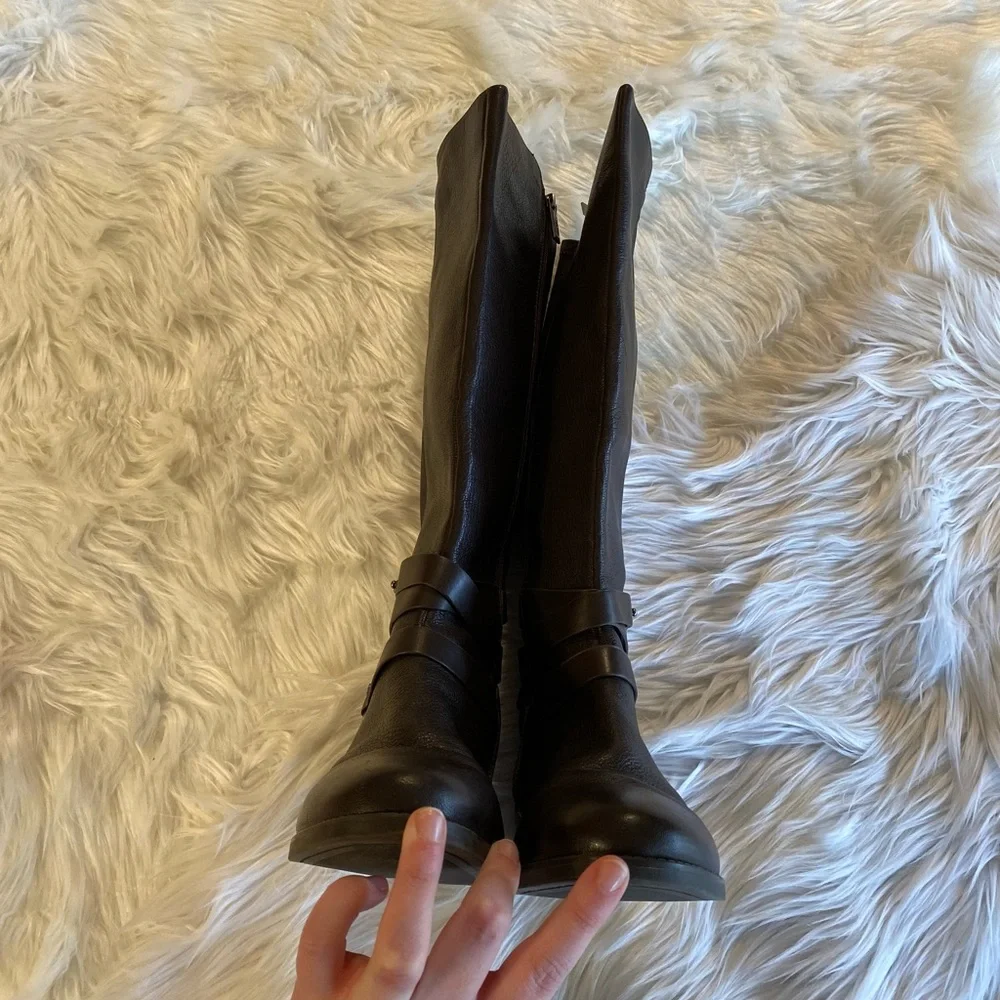 BCBG Generation brown leather riding boots size 10 m